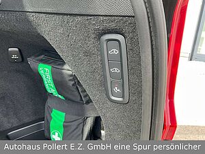 Volvo  Ultra Dark T8 UPE 107.730€