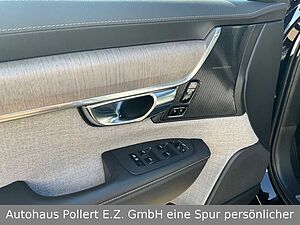 Volvo  Kombi Ultimate Dark Recharge Plug-In Hybrid