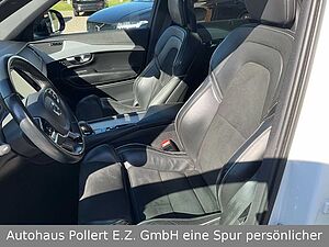 Volvo  B5 AWD R Design