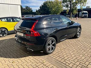 Volvo  D4 R Design 2WD