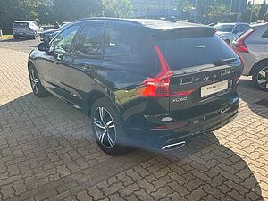 Volvo  D4 R Design 2WD