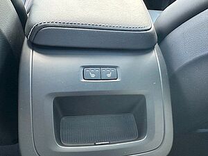 Volvo  T6 Plus Dark Recharge Plug-In Hybrid AWD