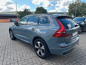 Volvo  T6 Plus Dark Recharge Plug-In Hybrid AWD