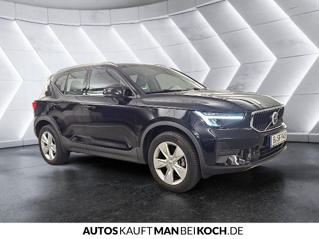 Volvo  XC40 Core, T2 Automatik Micro Hybrid, Benzin