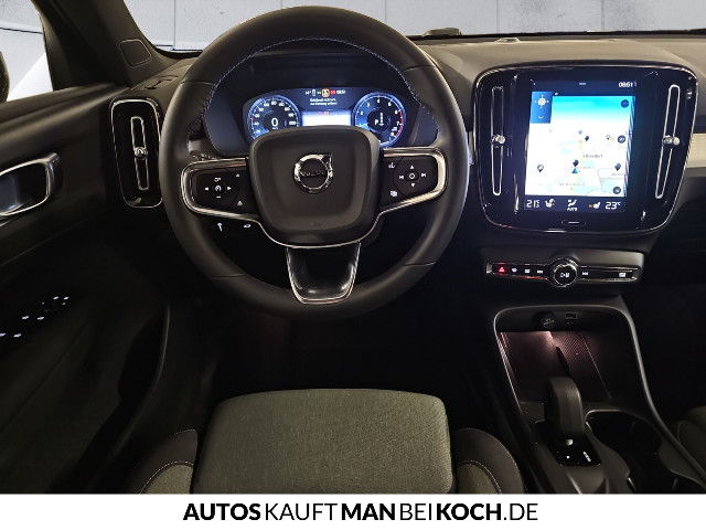 Volvo  XC40 Core, T2 Automatik Micro Hybrid, Benzin