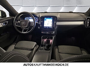 Volvo  XC40 Core, T2 Automatik Micro Hybrid, Benzin