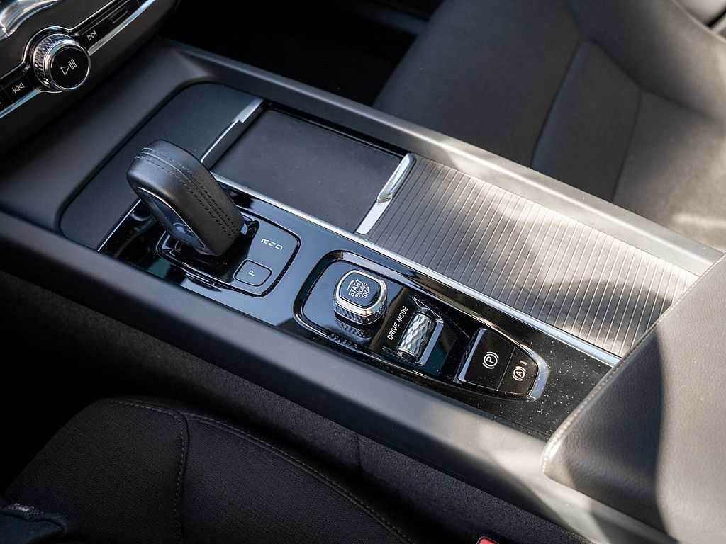 Volvo  T6AWD Recharge Inscription Expression