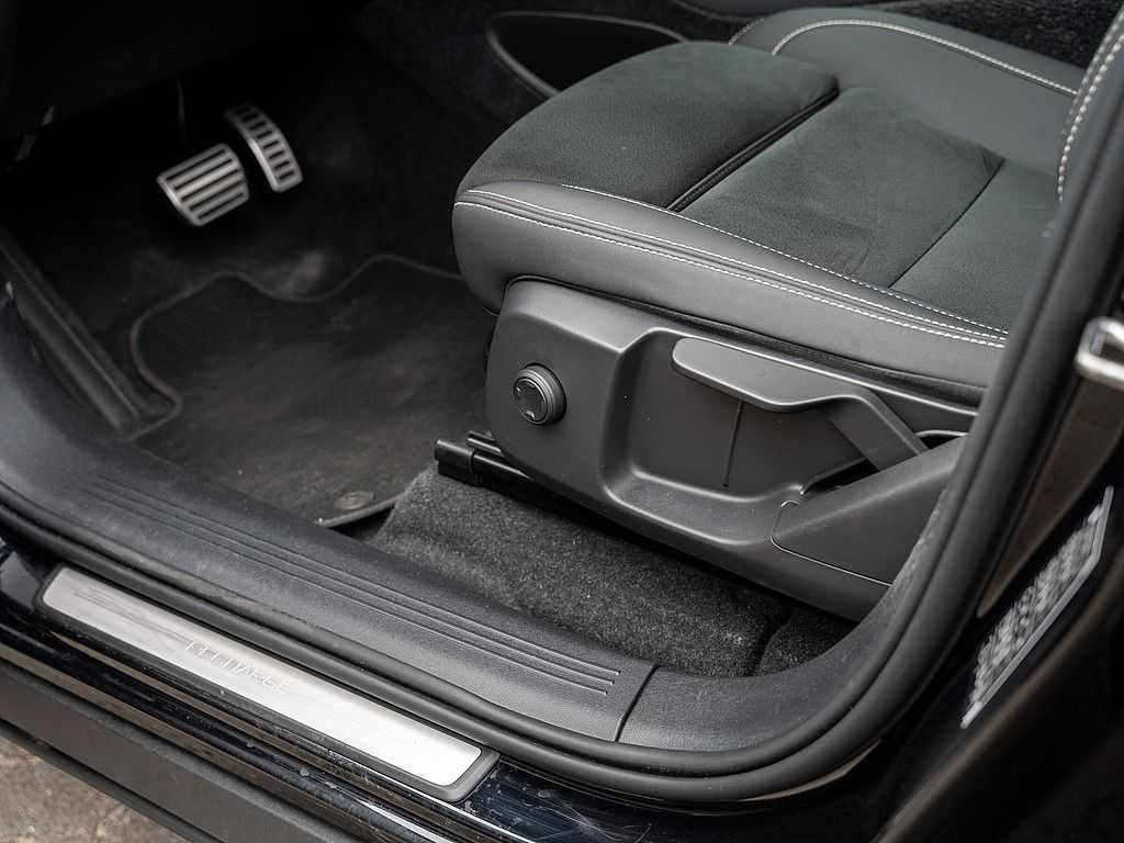 Volvo  Recharge Core
