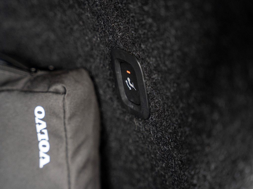 Volvo  Recharge Core