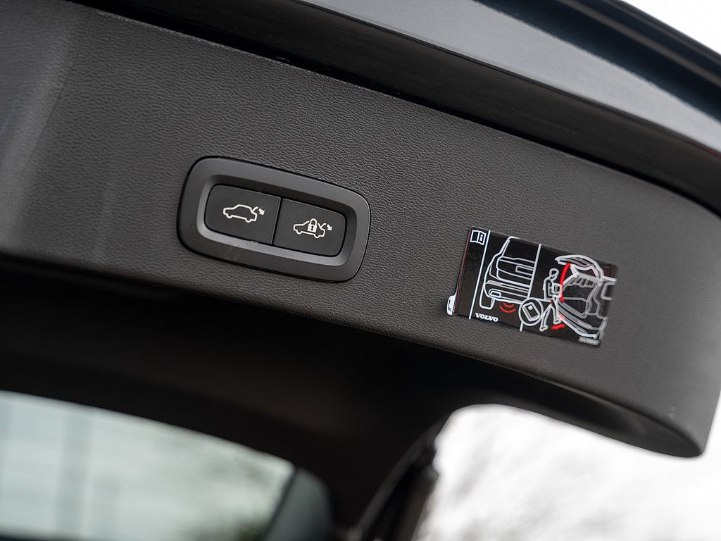 Volvo  Recharge Core