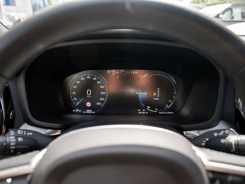 Volvo  T6 AWD Recharge Plus Dark