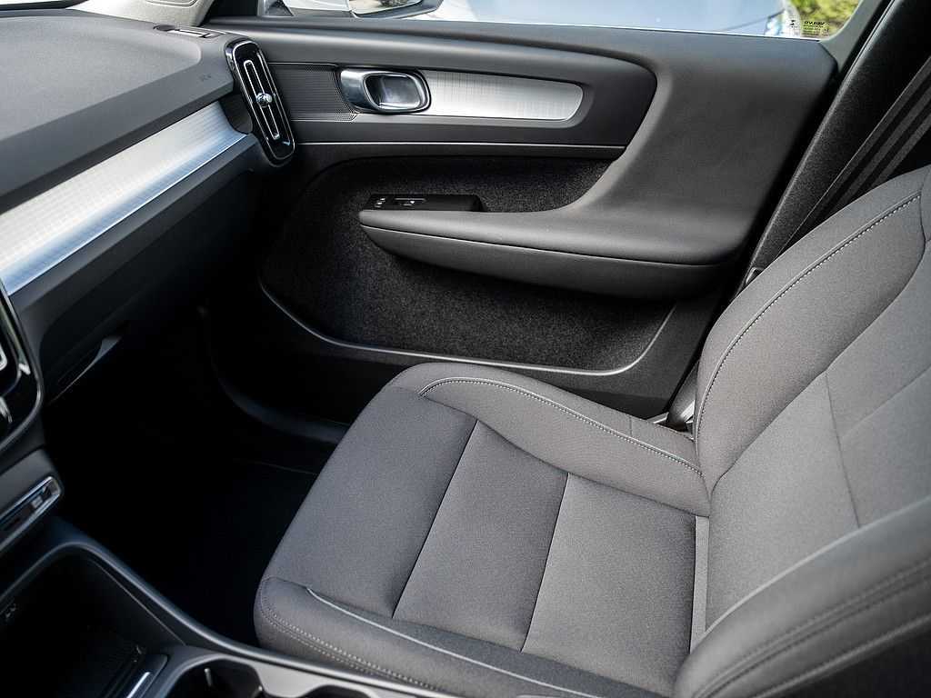 Volvo  T4 Inscription Expression Recharge