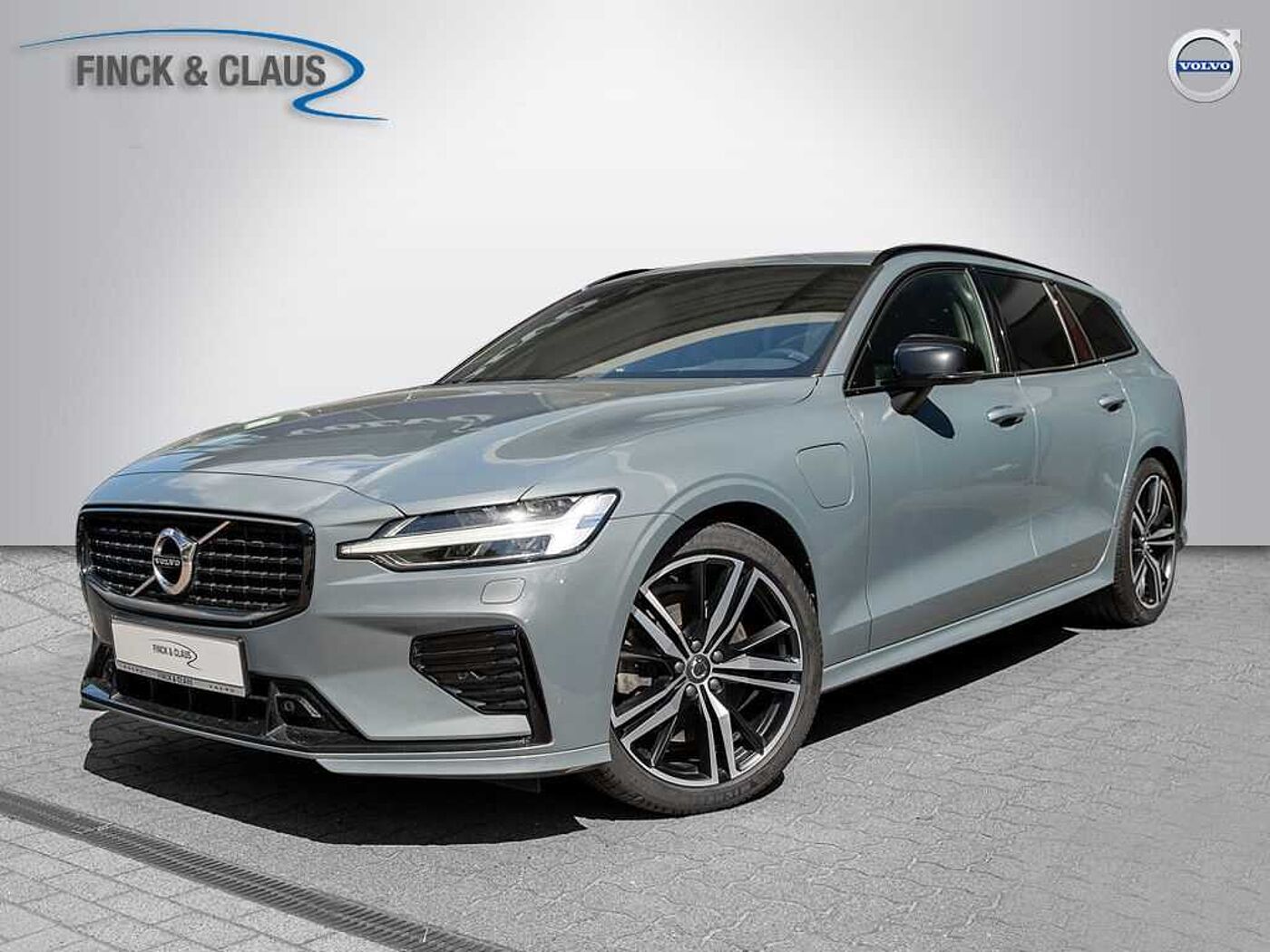 Volvo  T6 AWD Recharge Plus Dark