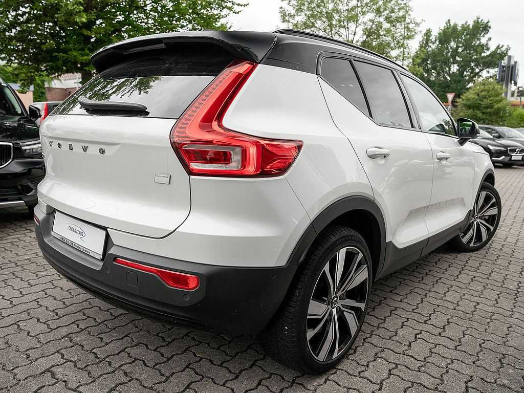 Volvo  Pro Recharge Pure Electric 2WD PANO 360°