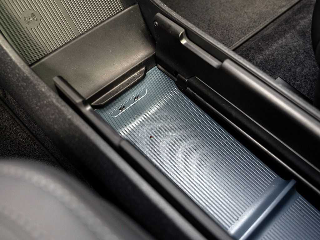 Volvo  Twin Engine Ultra