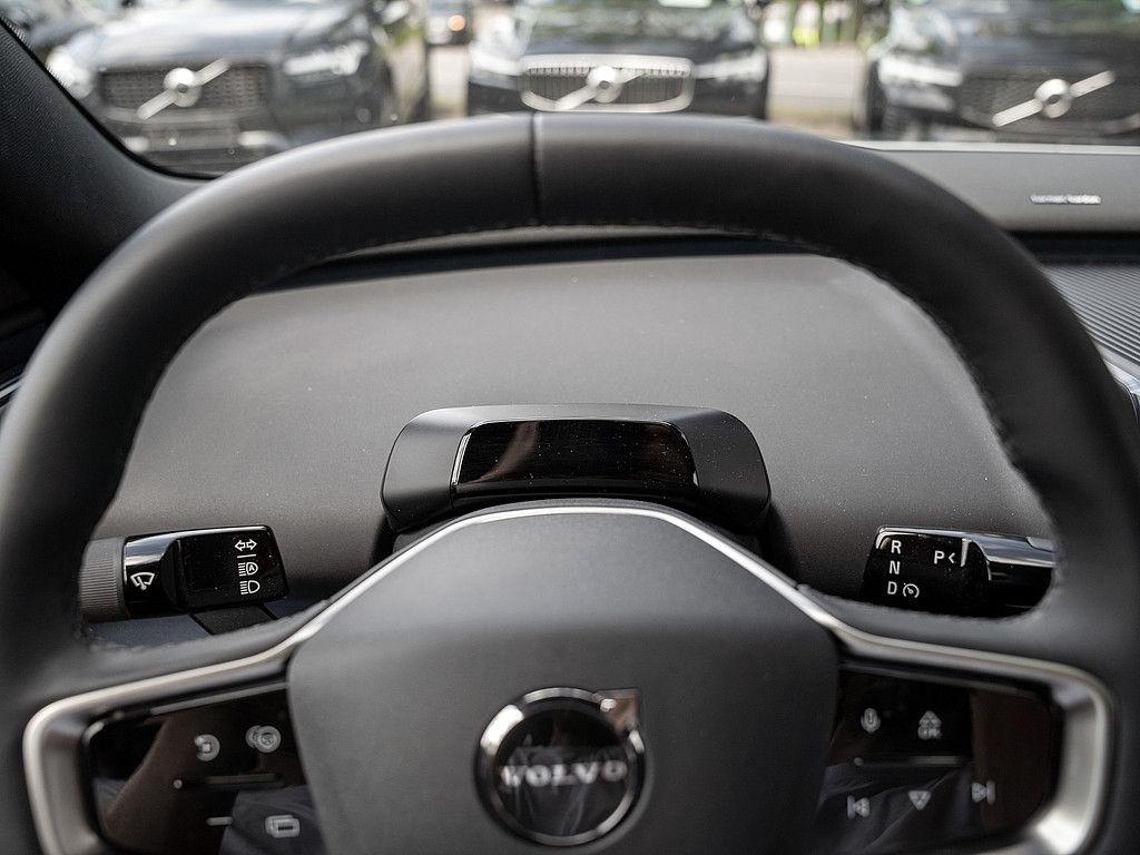 Volvo  Twin Engine Ultra