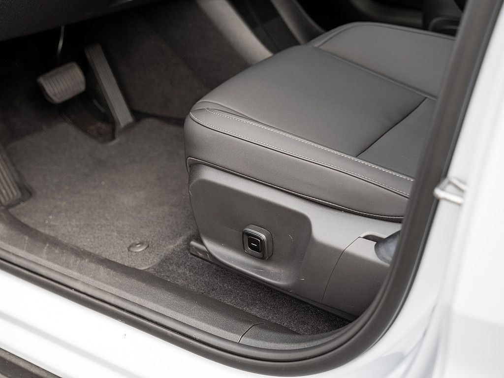 Volvo  Twin Engine Ultra