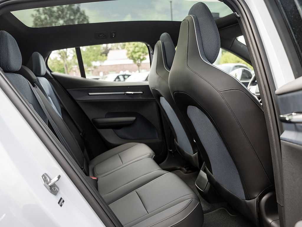 Volvo  Twin Engine Ultra