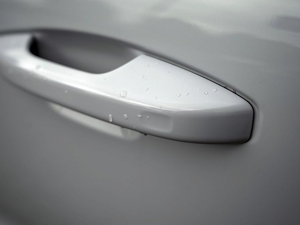 Volvo  Twin Motor Performance AWD Ultra Dark