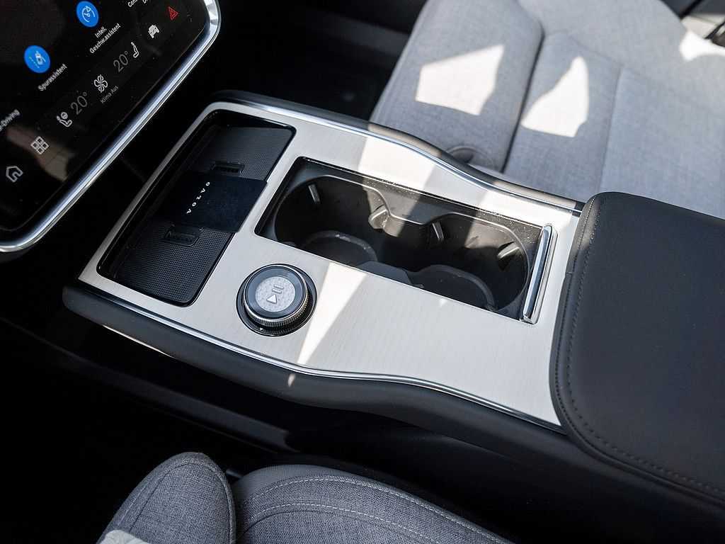 Volvo  Twin Engine Ultra
