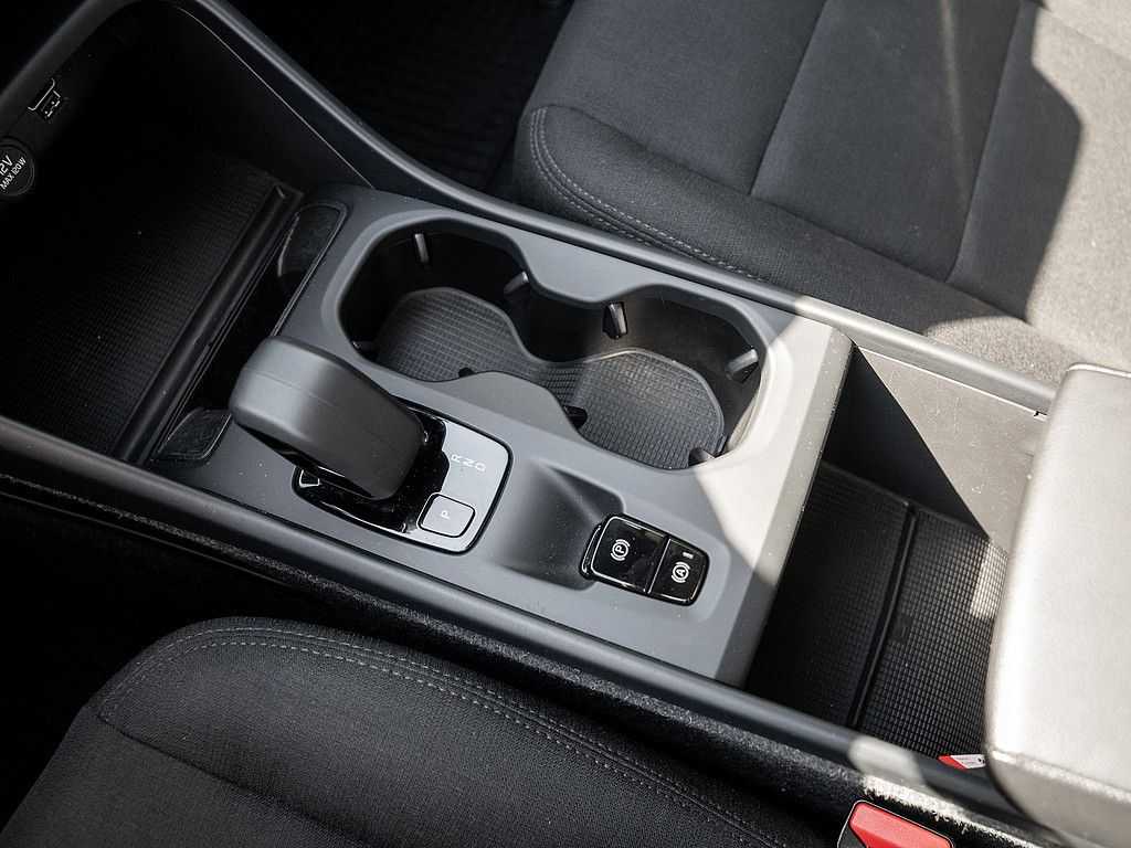 Volvo  T3 Momentum Pro