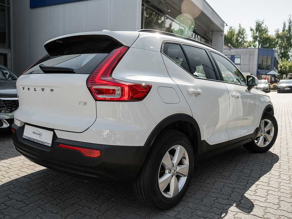 Volvo  T3 Momentum Pro