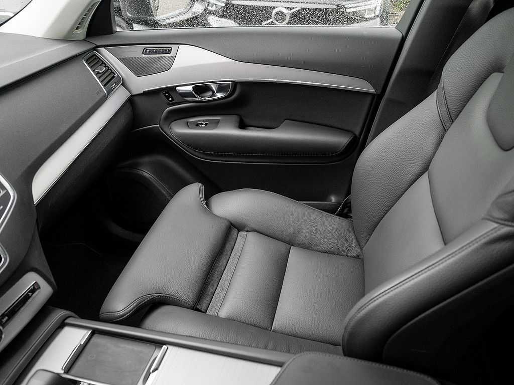 Volvo  T8 AWD Bright