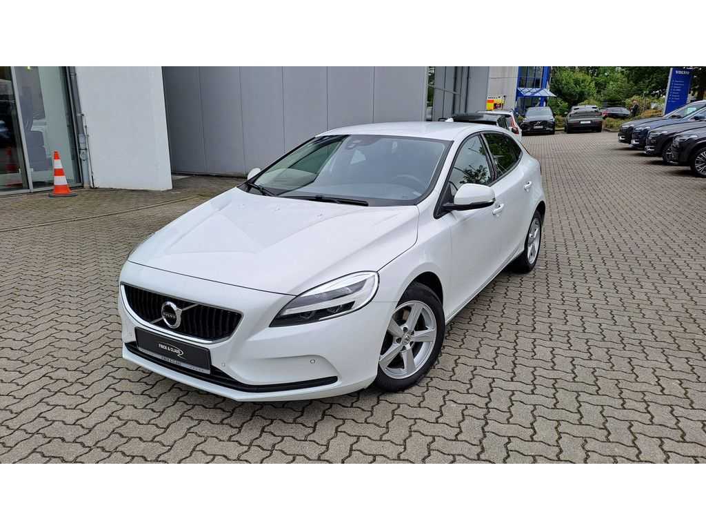 Volvo  T2 Momentum