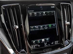 Volvo  T6 AWD Recharge Plus Dark