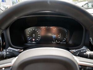 Volvo  T6 AWD Recharge Plus Dark