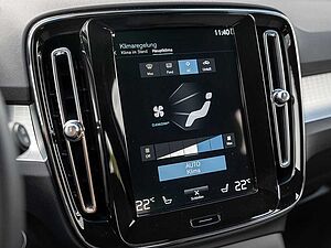 Volvo  T4 Inscription Expression Recharge
