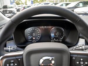 Volvo  T4 Inscription Expression Recharge