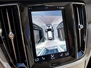 Volvo  T6 AWD Plus Bright