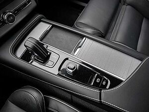 Volvo  T8 R Design Edition Recharge AWD
