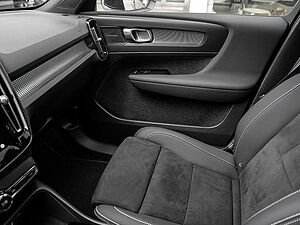 Volvo  Pro Recharge Pure Electric 2WD PANO 360°