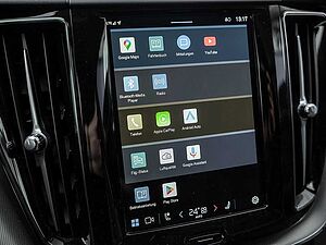 Volvo  T6 AWD Plus Dark