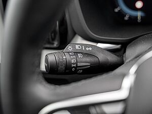 Volvo  T6 AWD Plus Dark
