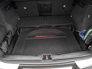 Volvo  B4 Ultimate Dark 2WD