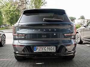 Volvo  Twin Engine Ultra