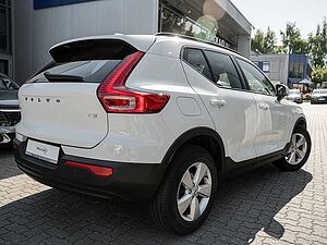Volvo  T3 Momentum Pro