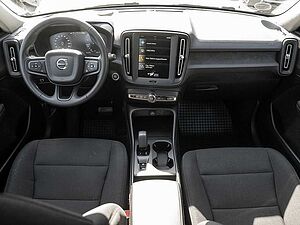 Volvo  T3 Momentum Pro