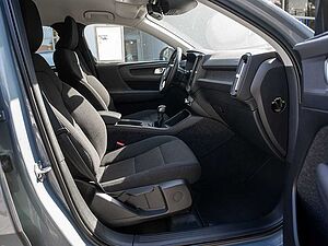 Volvo  T2 Momentum Core
