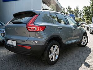 Volvo  T2 Momentum Core
