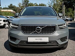 Volvo  T2 Momentum Core