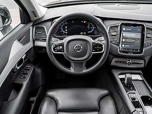 Volvo  T8 AWD Core