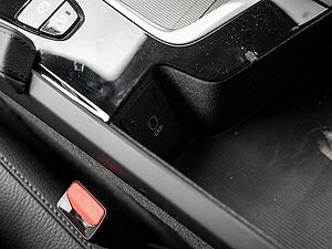 Volvo  T8 AWD Bright