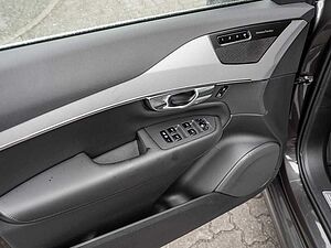 Volvo  T8 AWD Bright