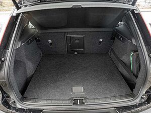 Volvo  T5 Recharge R Design Expression ACC, AHK