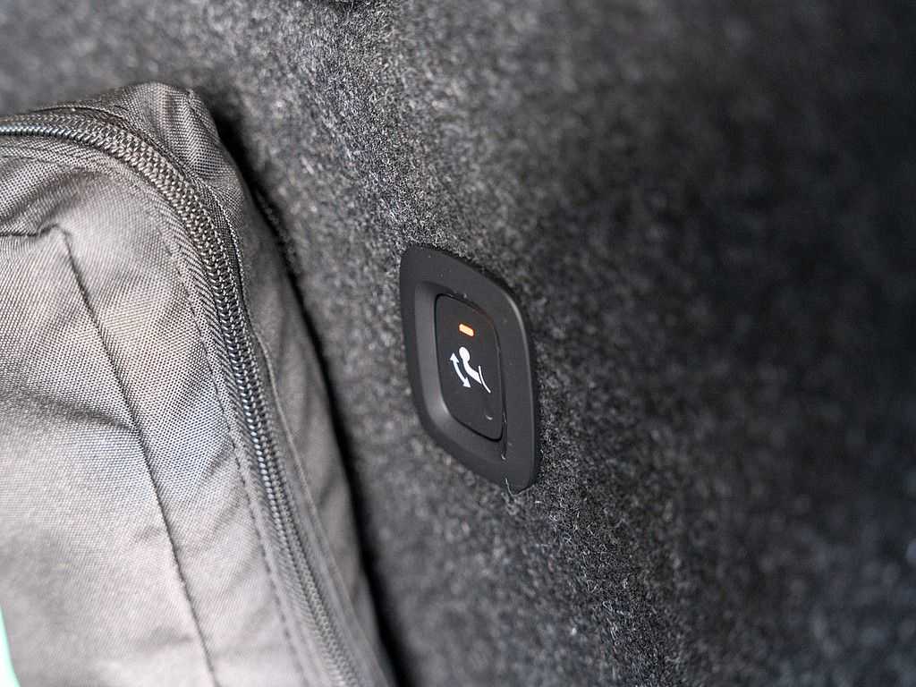 Volvo  Recharge Pro