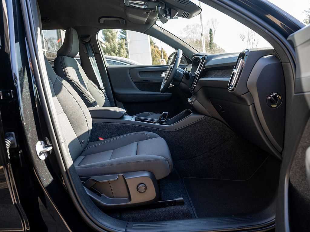 Volvo  Recharge Extended Range Plus